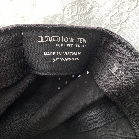 Ping NEW 110 Flexfit‎ Teck Black Golf Hat Moisture Wicking Cap Adjustable - Picture 10 of 12